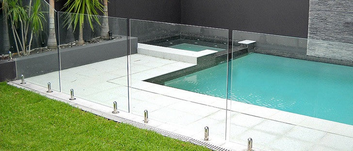 Easy Solutions to Keeping Your Balustrade Glass Pool Fence Looking New